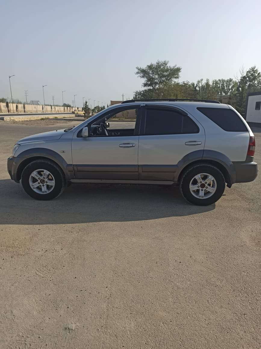 Kia Sorento, 2005 il, 2.4 L, 306 000 km
