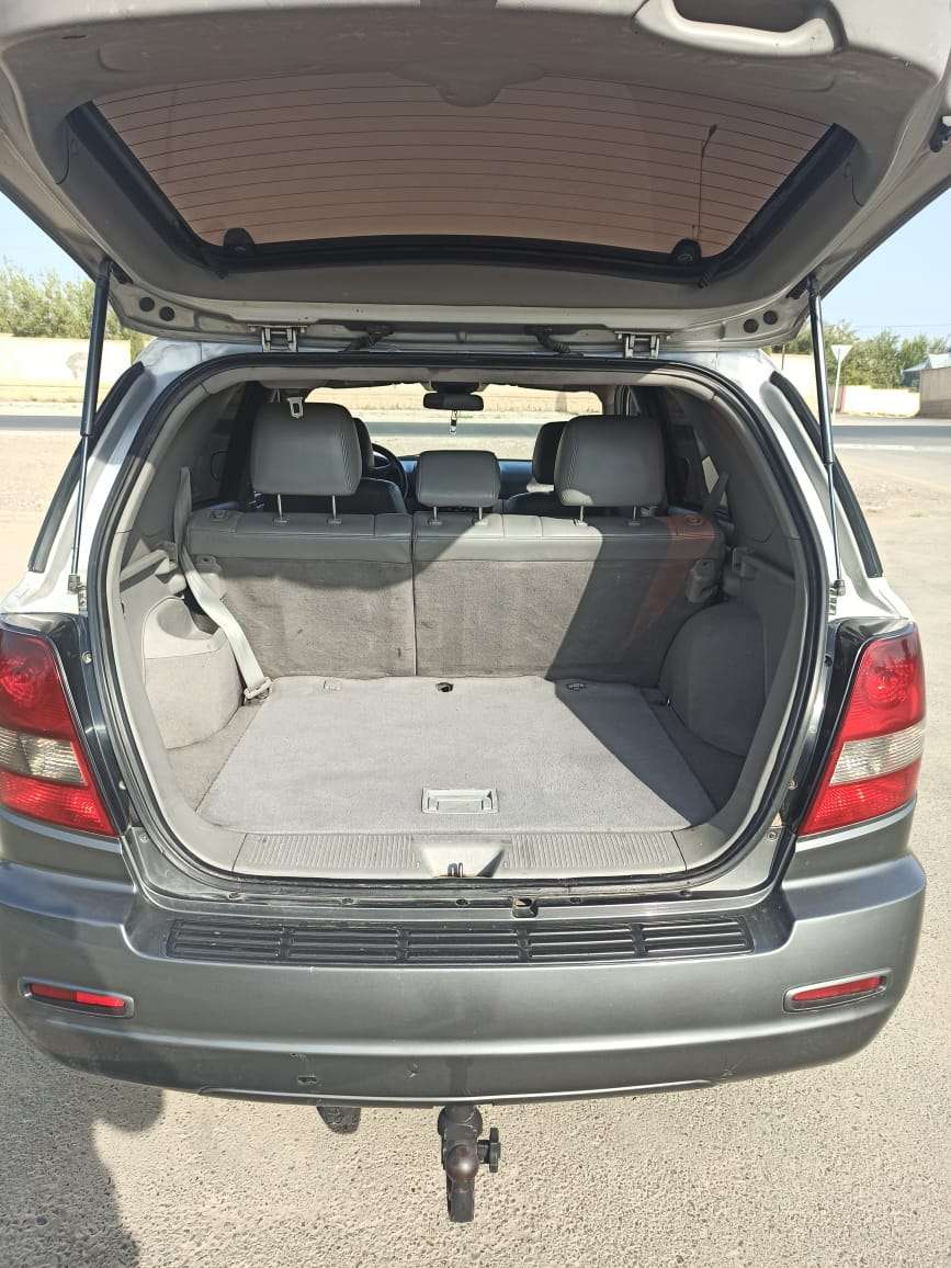 Kia Sorento, 2005 il, 2.4 L, 306 000 km