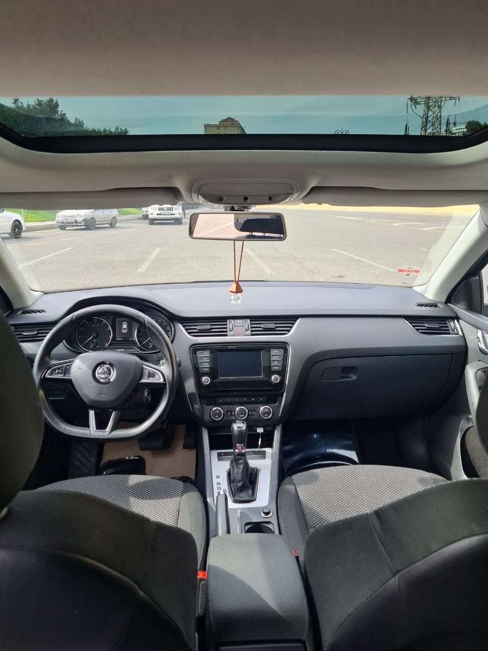 Skoda Octavia, 2015 il, 1.4 L, 180 000 km