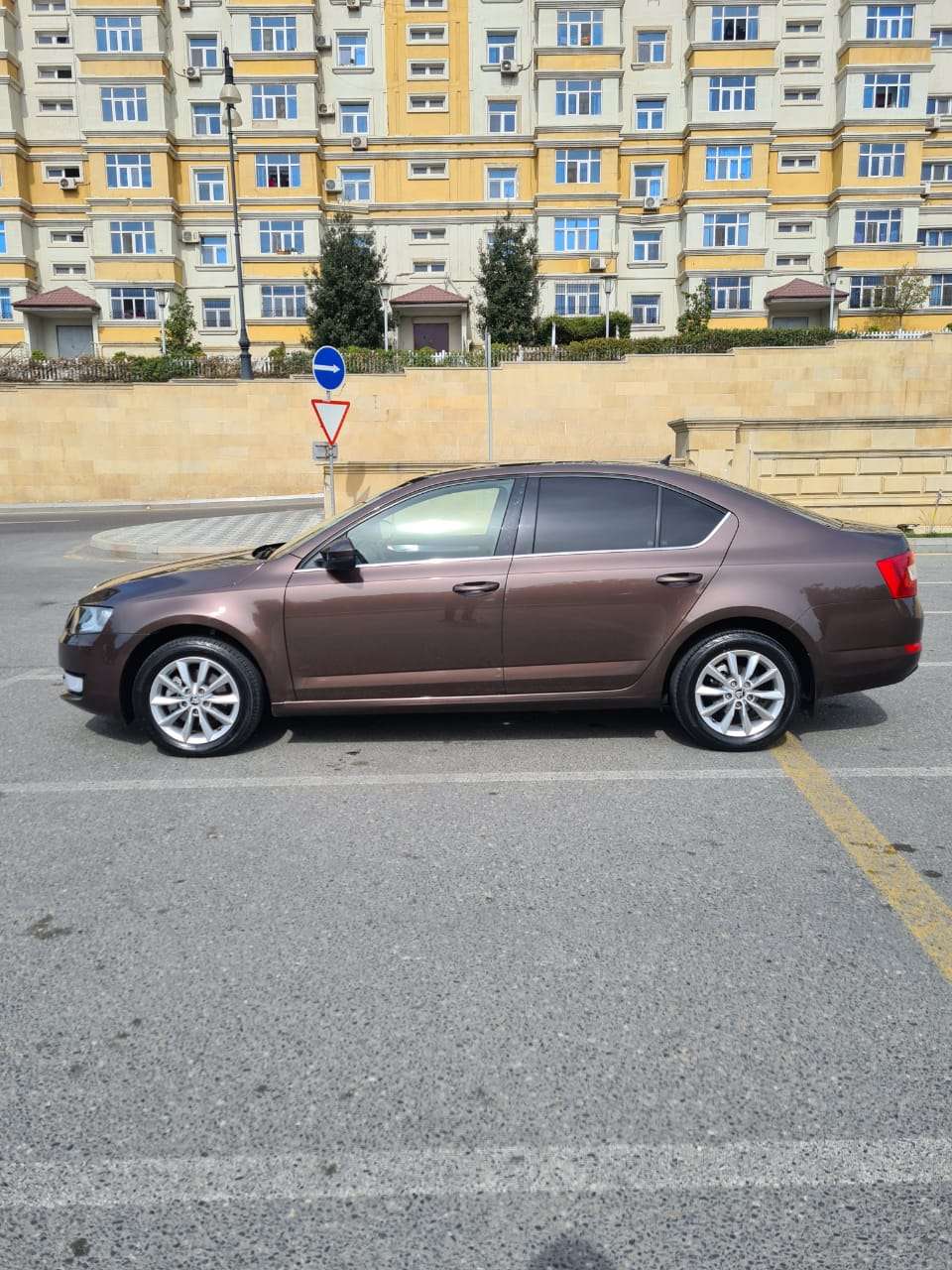 Skoda Octavia, 2015 il, 1.4 L, 180 000 km