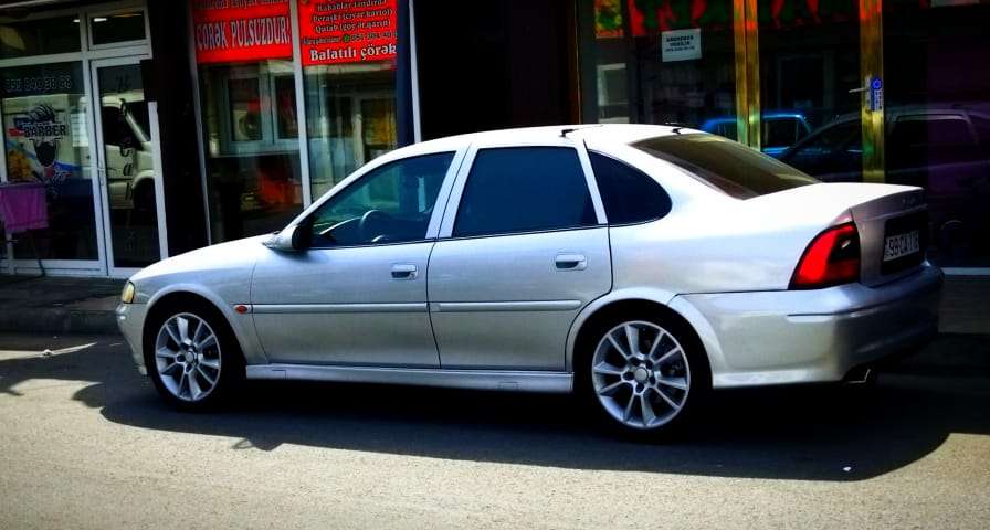 Opel Vectra, 2001 il, 2.2 L, 317 000 km
