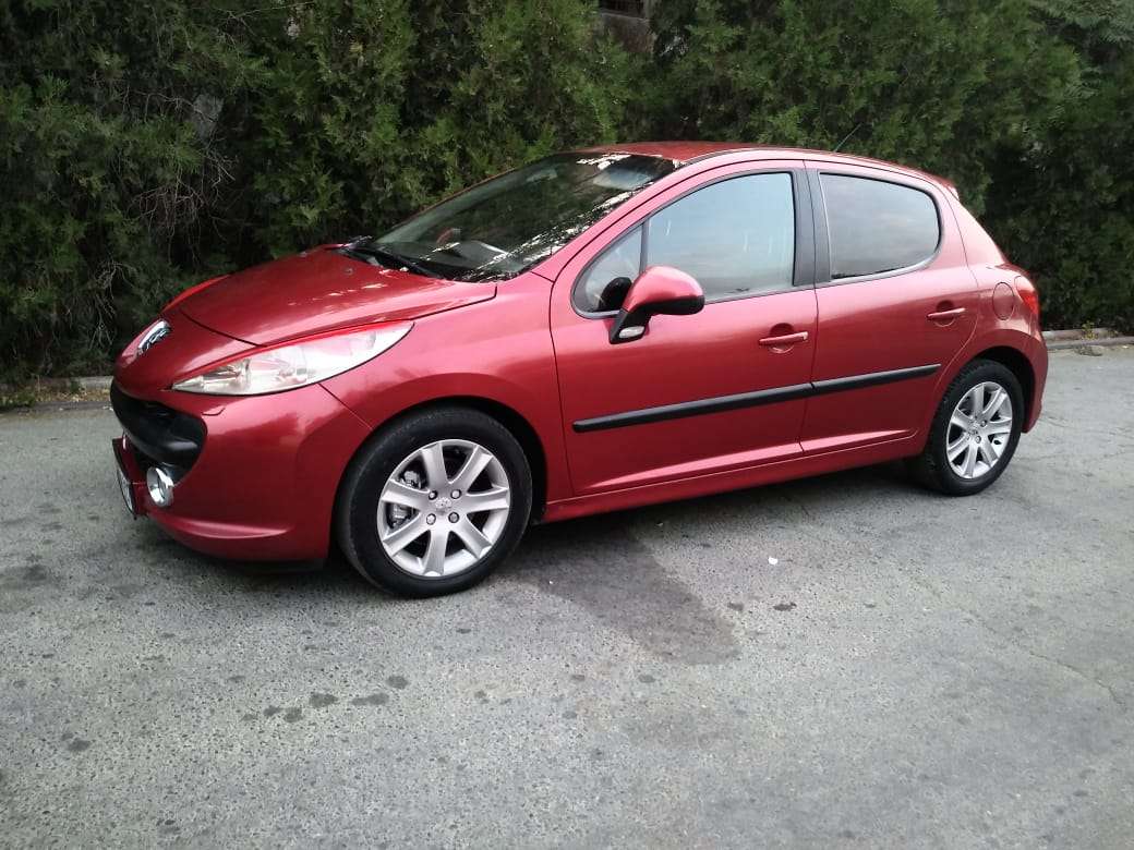 Peugeot 207, 2007 il, 1.6 L, 132 000 km