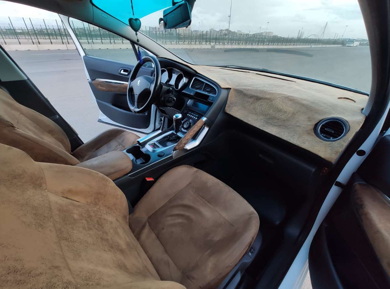 Peugeot 3008, 2013 il, 1.6 L, 100 100 km