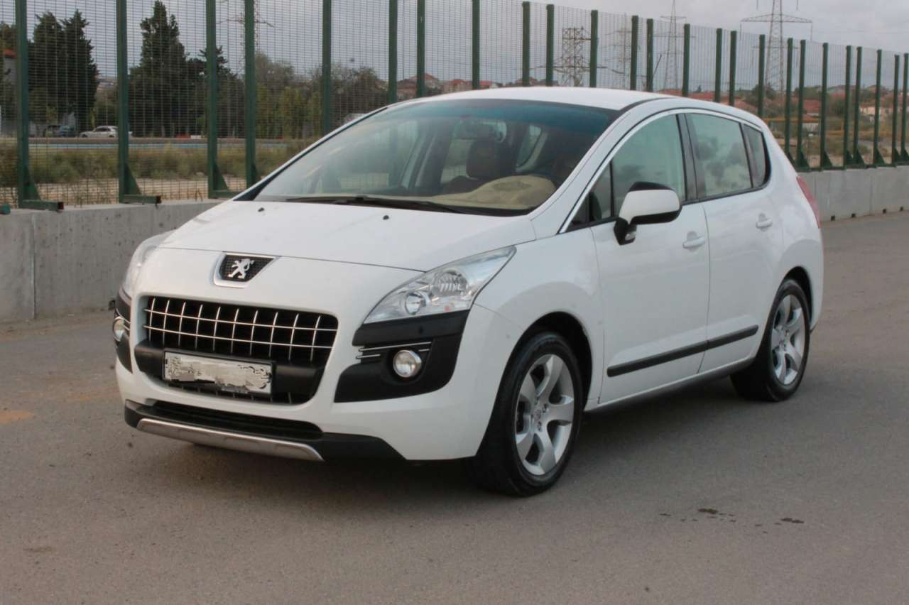 Peugeot 3008, 2013 il, 1.6 L, 100 100 km