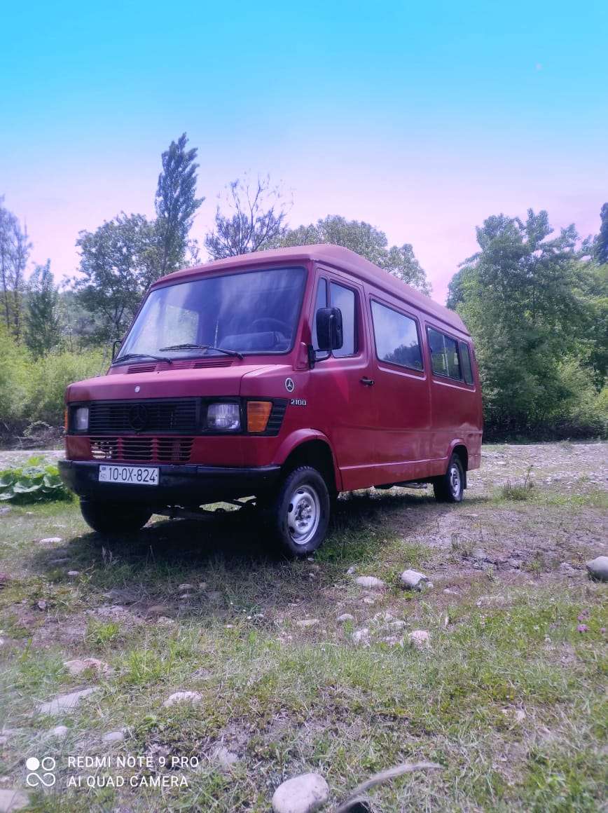 Mercedes Sprinter 208, 1994 il, 2.9 L, 279 122 km