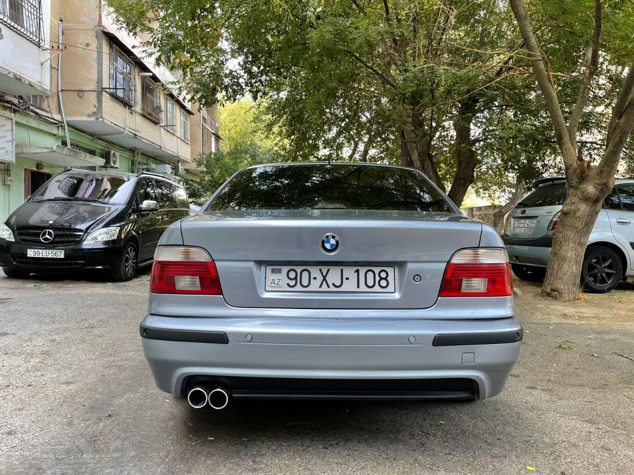 BMW 525, 2002 il, 2.5 L, 330 000 km