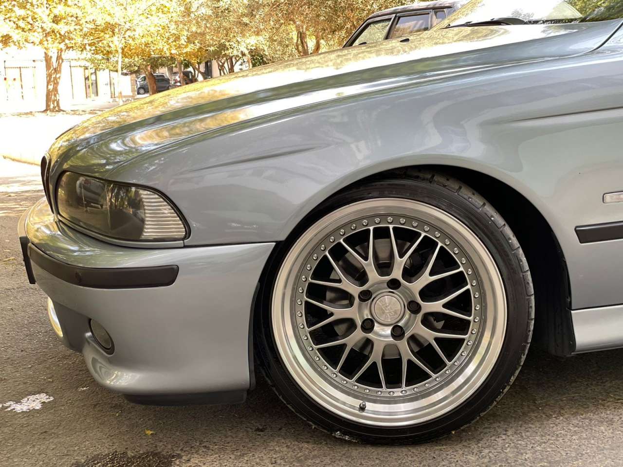 BMW 525, 2002 il, 2.5 L, 330 000 km