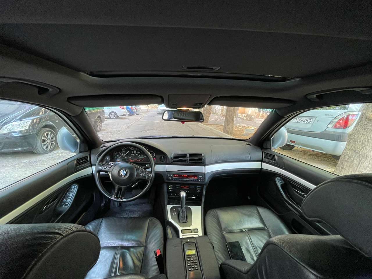 BMW 525, 2002 il, 2.5 L, 330 000 km