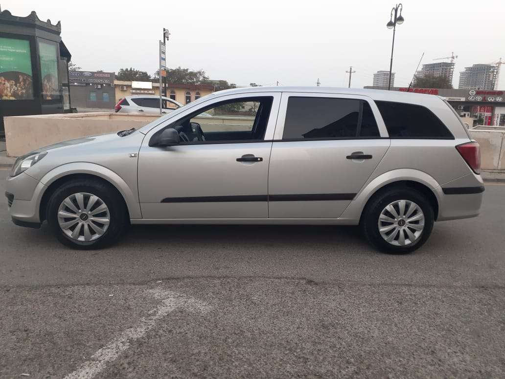 Opel Astra, 2006 il, 1.3 L, 167 564 km