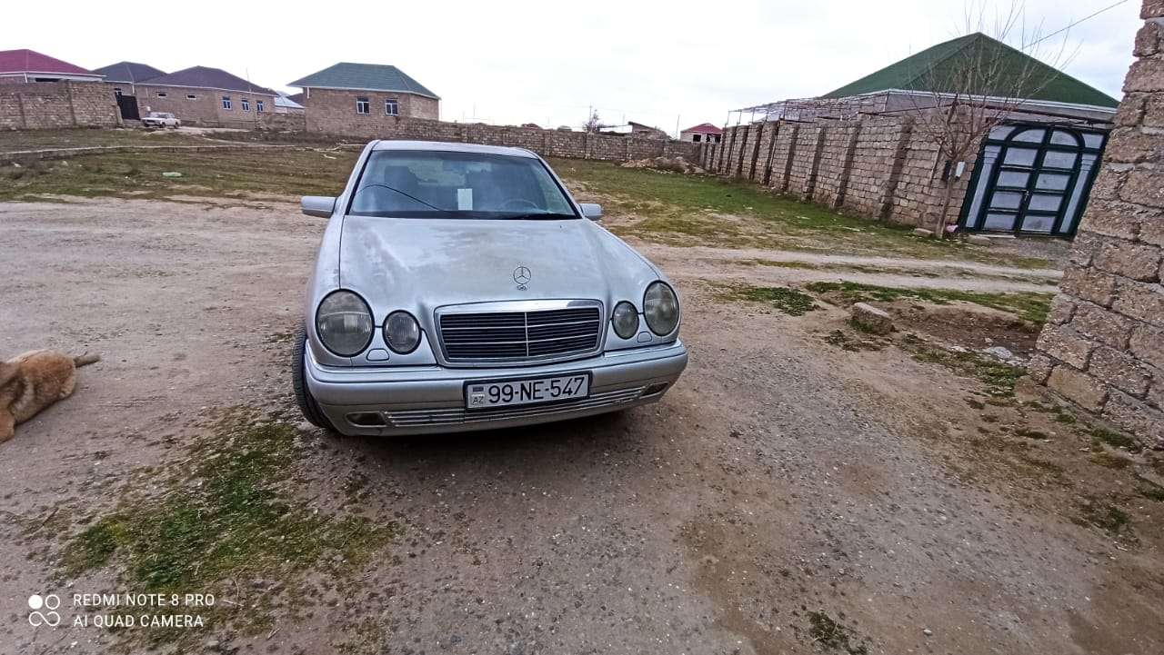 Mercedes E 230, 1996 il, 2.3 L, 276 654 km