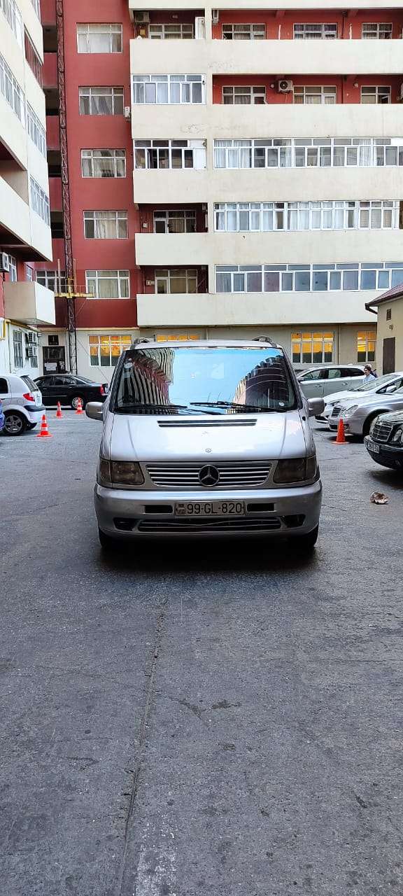 Mercedes Viano, 2001 il, 2.2 L, 570 000 km