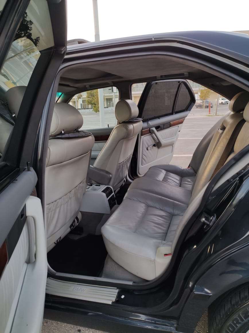 BMW 525, 1995 il, 2.5 L, 356 000 km