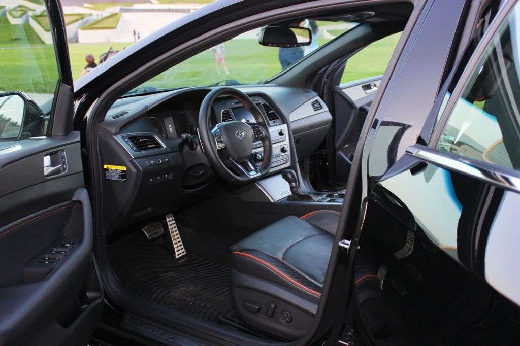 Hyundai Sonata, 2015 il, 2.0 L, 105 090 km