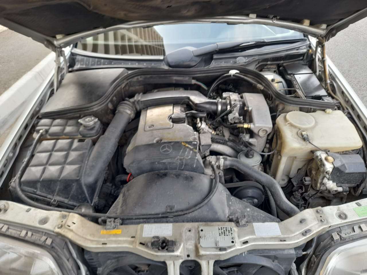 Mercedes C 200, 1995 il, 2.0 L, 262 000 km