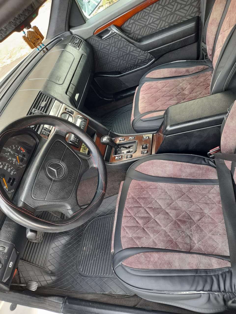 Mercedes C 200, 1995 il, 2.0 L, 262 000 km