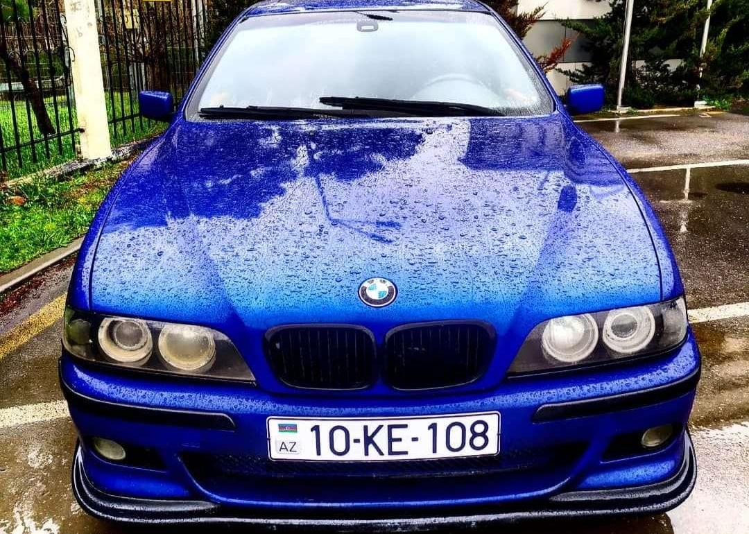 BMW 528, 1997 il, 2.8 L, 400 000 km