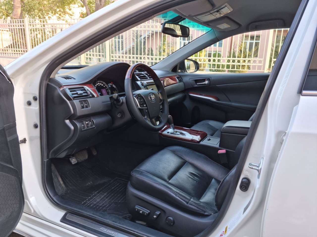 Toyota Camry, 2014 il, 2.5 L, 120 000 km