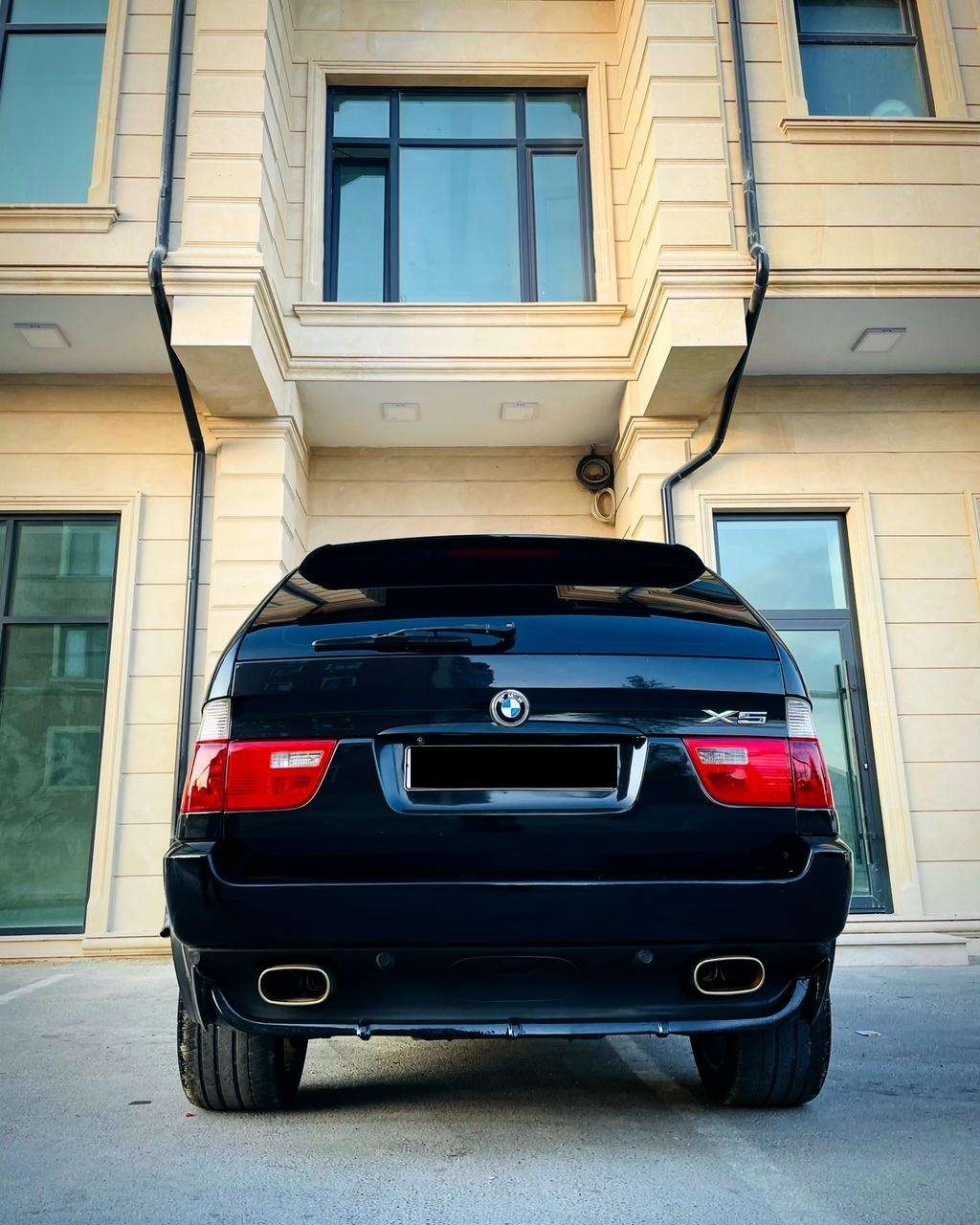 BMW X5, 2003 il, 4.4 L, 260 000 km