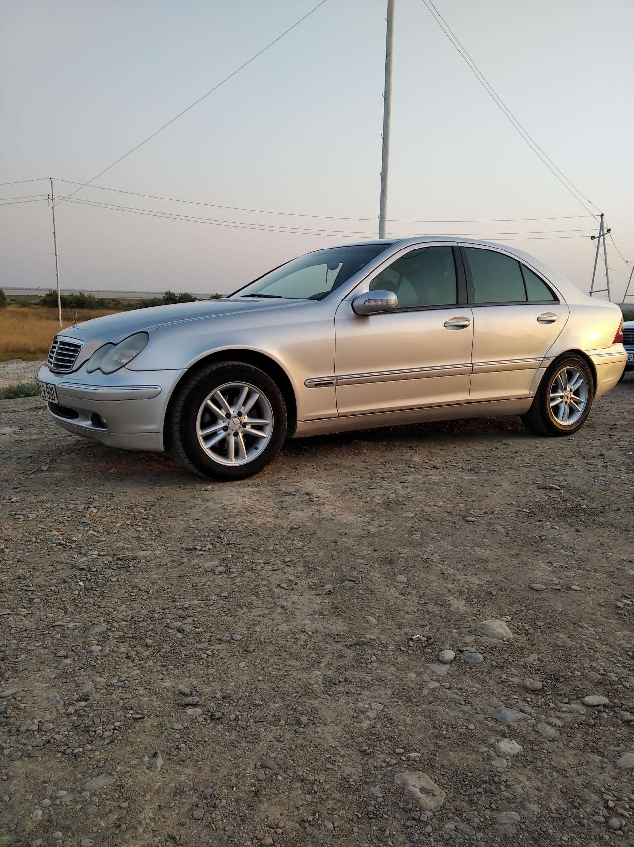 Mercedes C 200, 2002 il, 2.0 L, 288 000 km