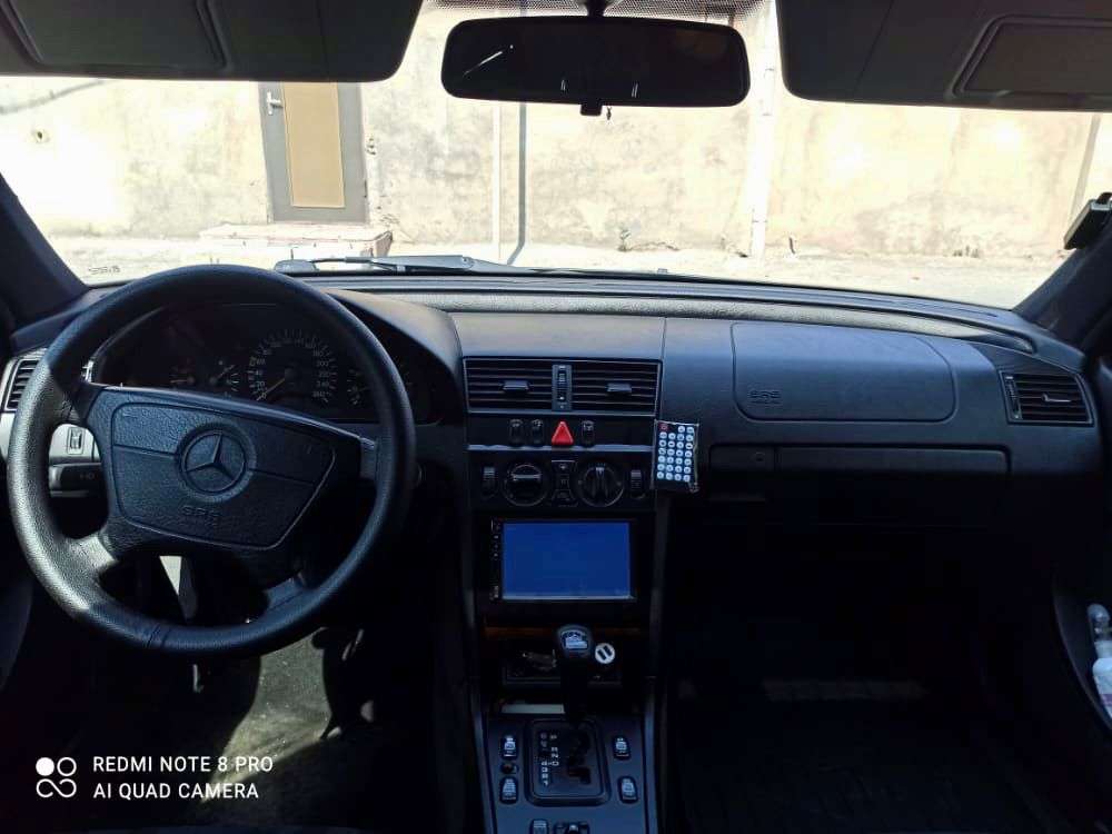 Mercedes C 280, 1997 il, 2.8 L, 403 000 km