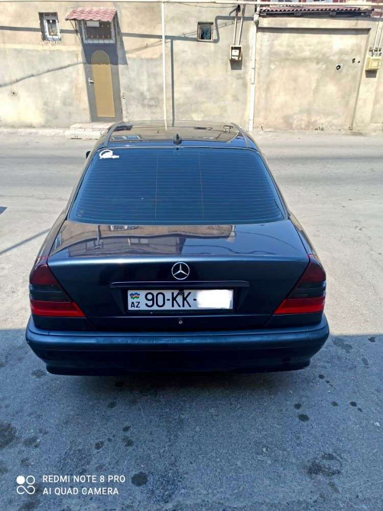 Mercedes C 280, 1997 il, 2.8 L, 403 000 km