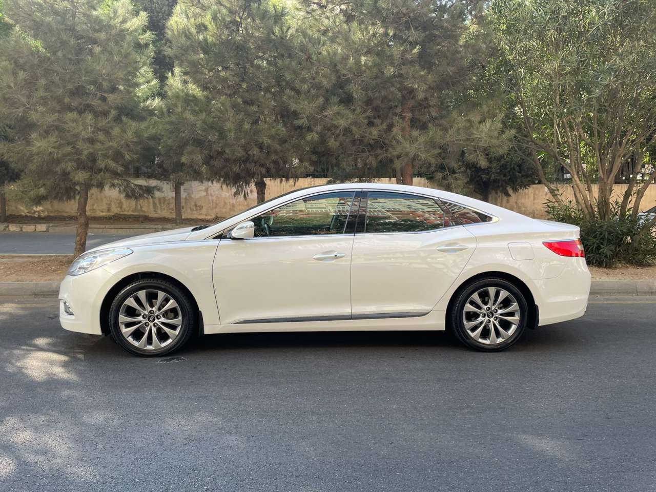 Hyundai Azera, 2011 il, 3.0 L, 128 000 km