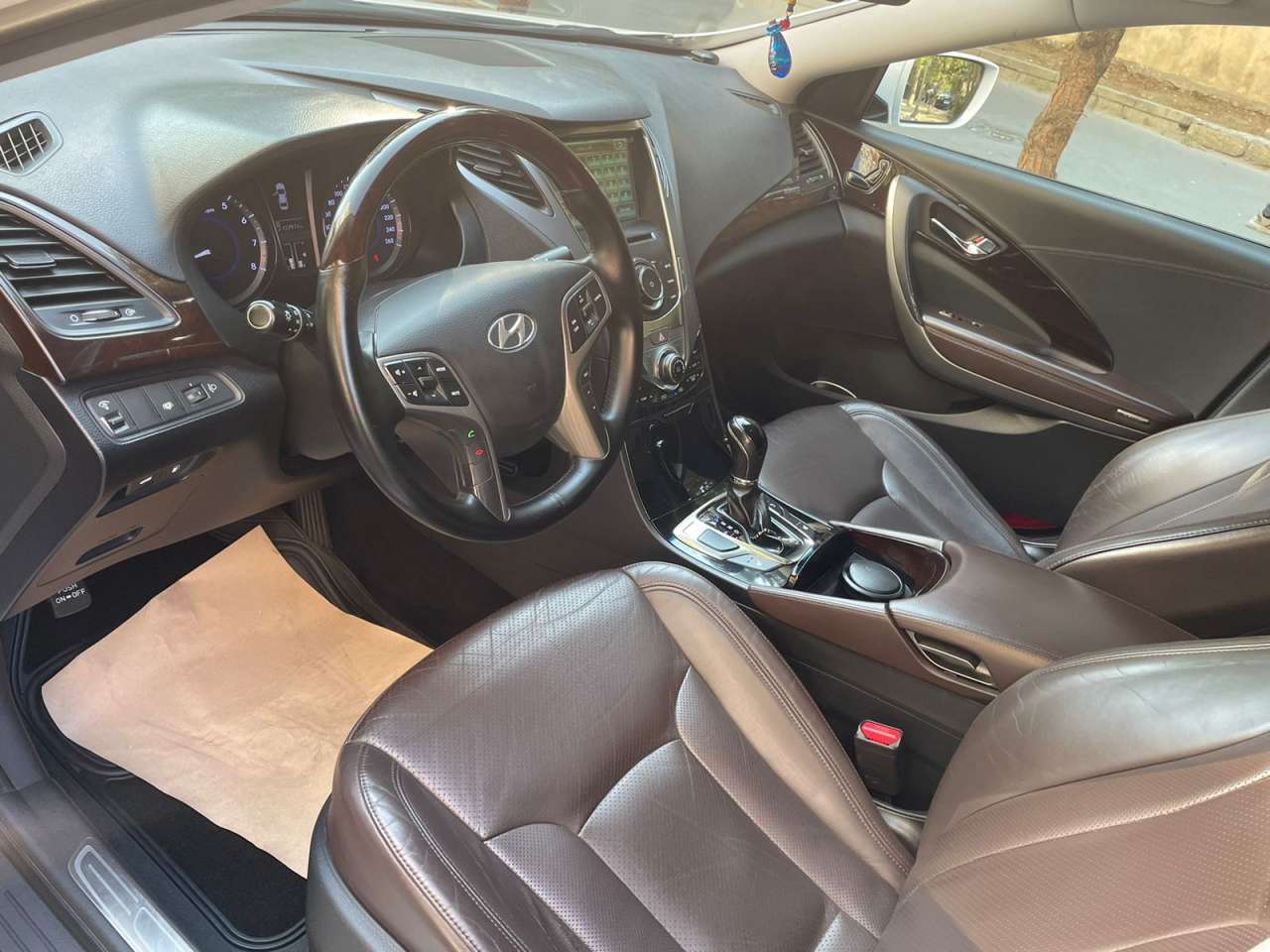 Hyundai Azera, 2011 il, 3.0 L, 128 000 km