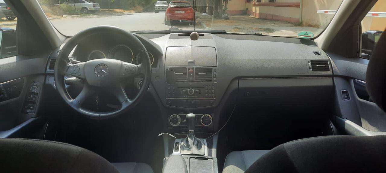 Mercedes C 180, 2008 il, 1.8 L, 412 000 km