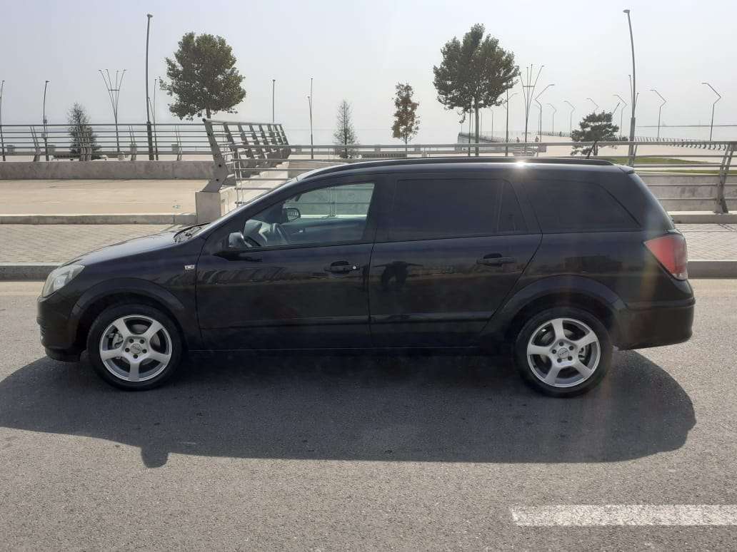 Opel Astra, 2006 il, 1.4 L, 290 000 km