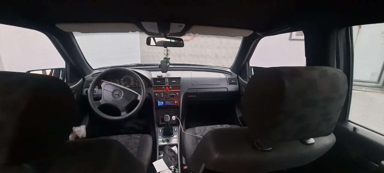 Mercedes C 180, 1997 il, 1.8 L, 670 000 km