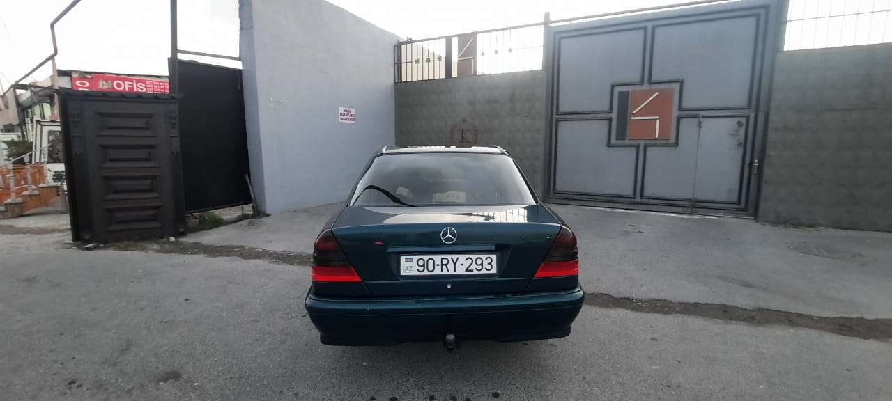 Mercedes C 180, 1997 il, 1.8 L, 670 000 km