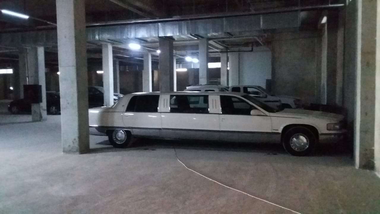 Cadillac Fleetwood, 1996 il, 5.7 L, 170 000 km