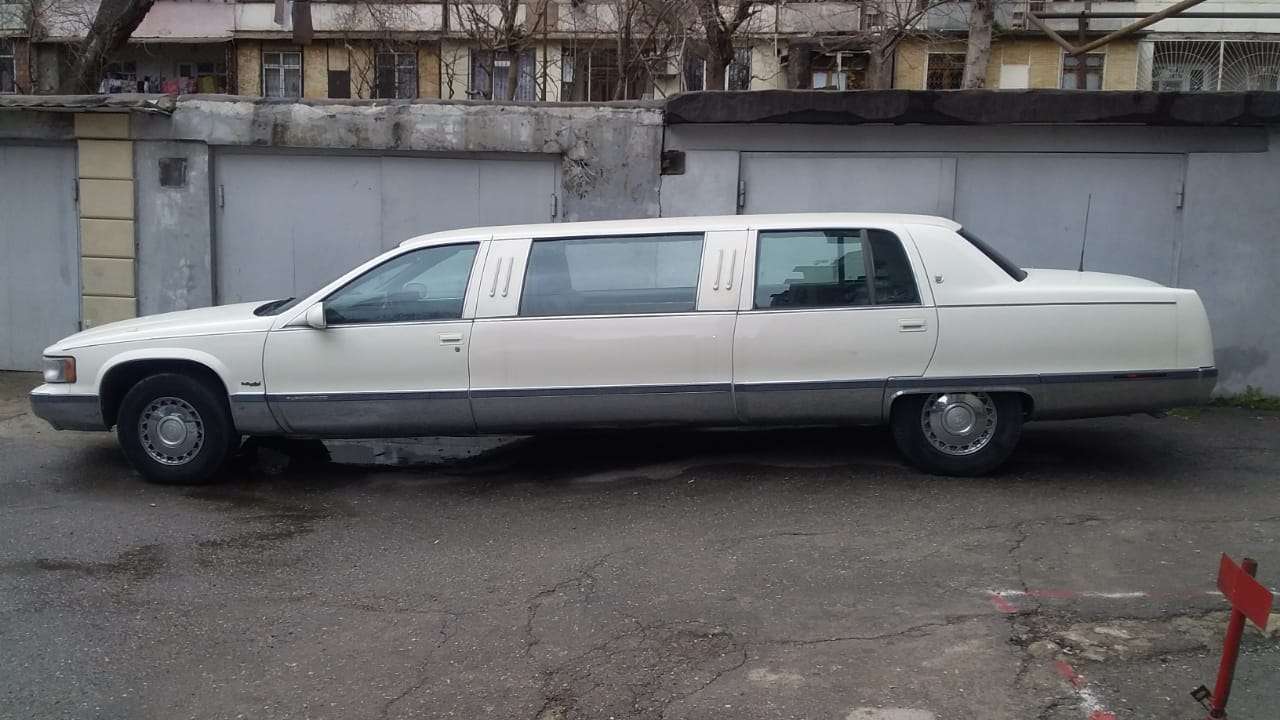 Cadillac Fleetwood, 1996 il, 5.7 L, 170 000 km