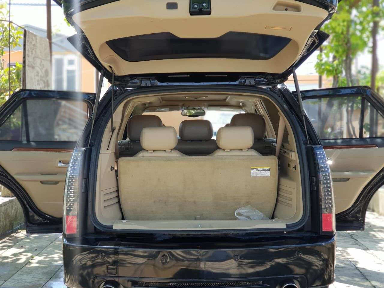Cadillac SRX, 2008 il, 4.6 L, 253 000 km
