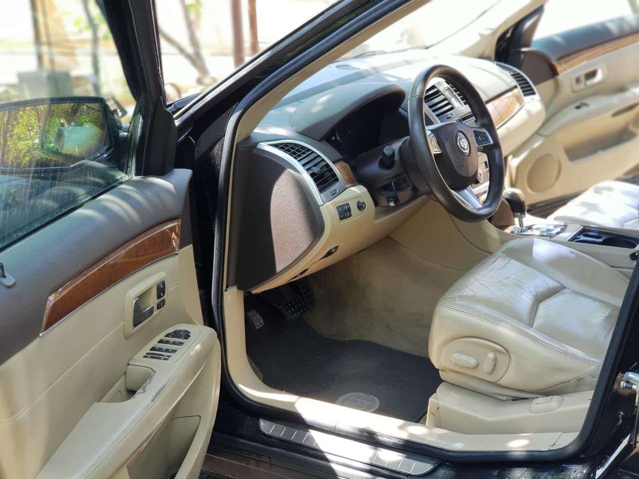 Cadillac SRX, 2008 il, 4.6 L, 253 000 km