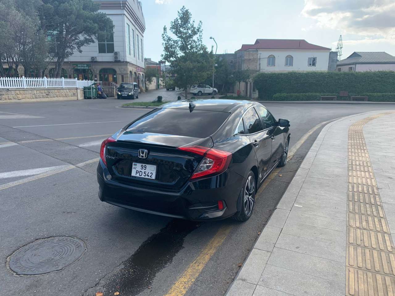 Honda Civic, 2015 il, 1.5 L, 200 000 km