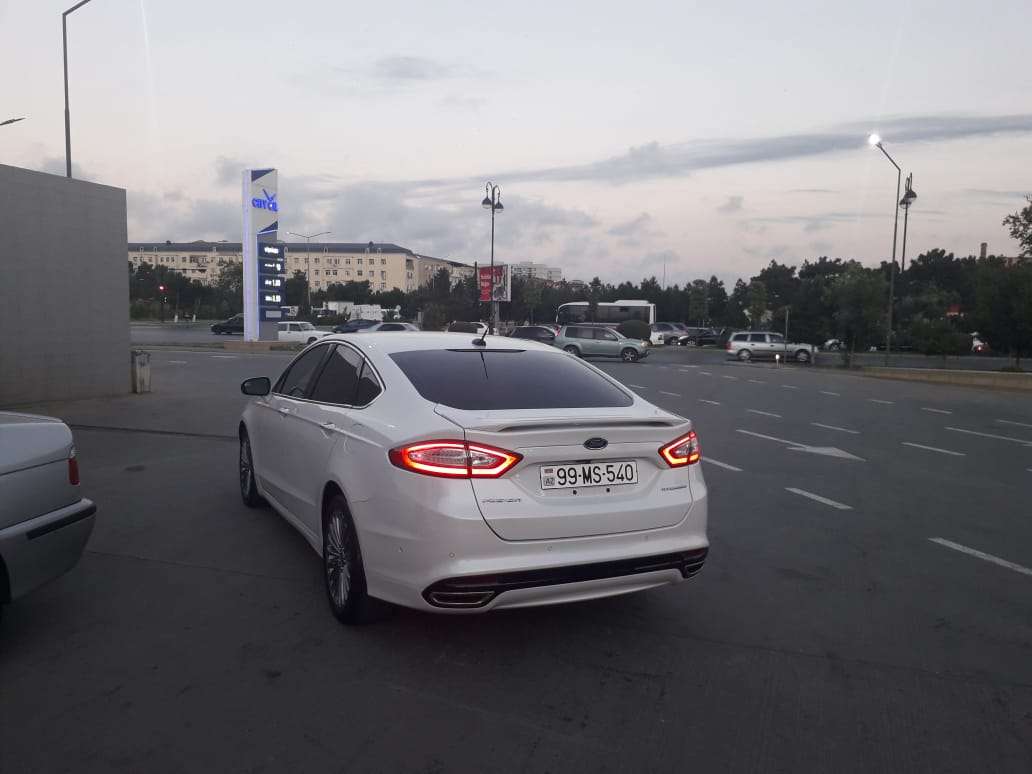Ford Fusion, 2013 il, 2.0 L, 200 000 km