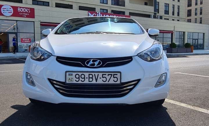 Hyundai Elantra, 2012 il, 1.8 L, 129 013 km
