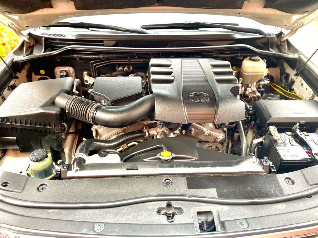 Toyota Land Cruiser, 2012 il, 4.0 L, 92 000 km