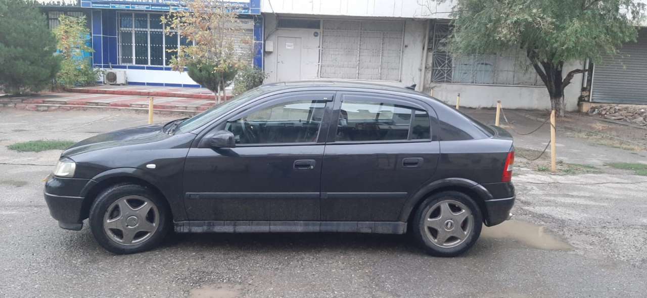 Opel Astra, 2000 il, 1.8 L, 204 260 km