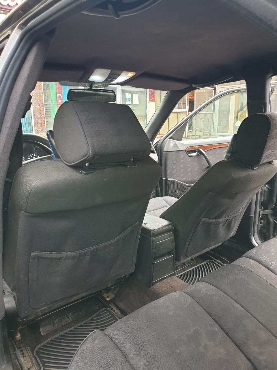 Mercedes C 200, 1996 il, 2.0 L, 413 000 km