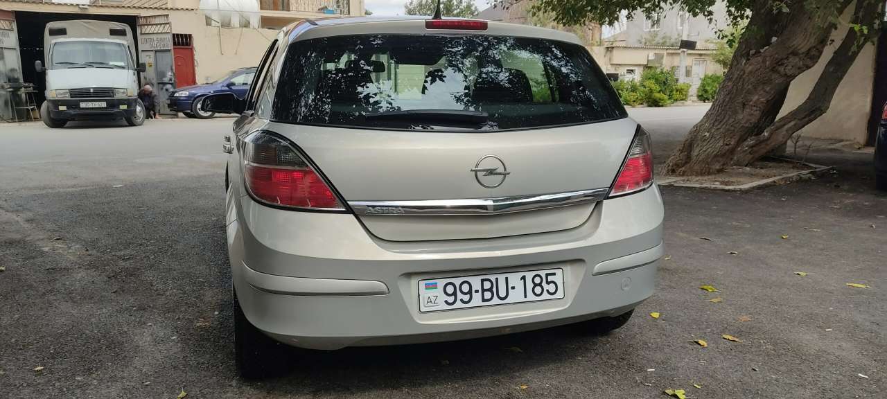 Opel Astra, 2009 il, 1.4 L, 144 000 km