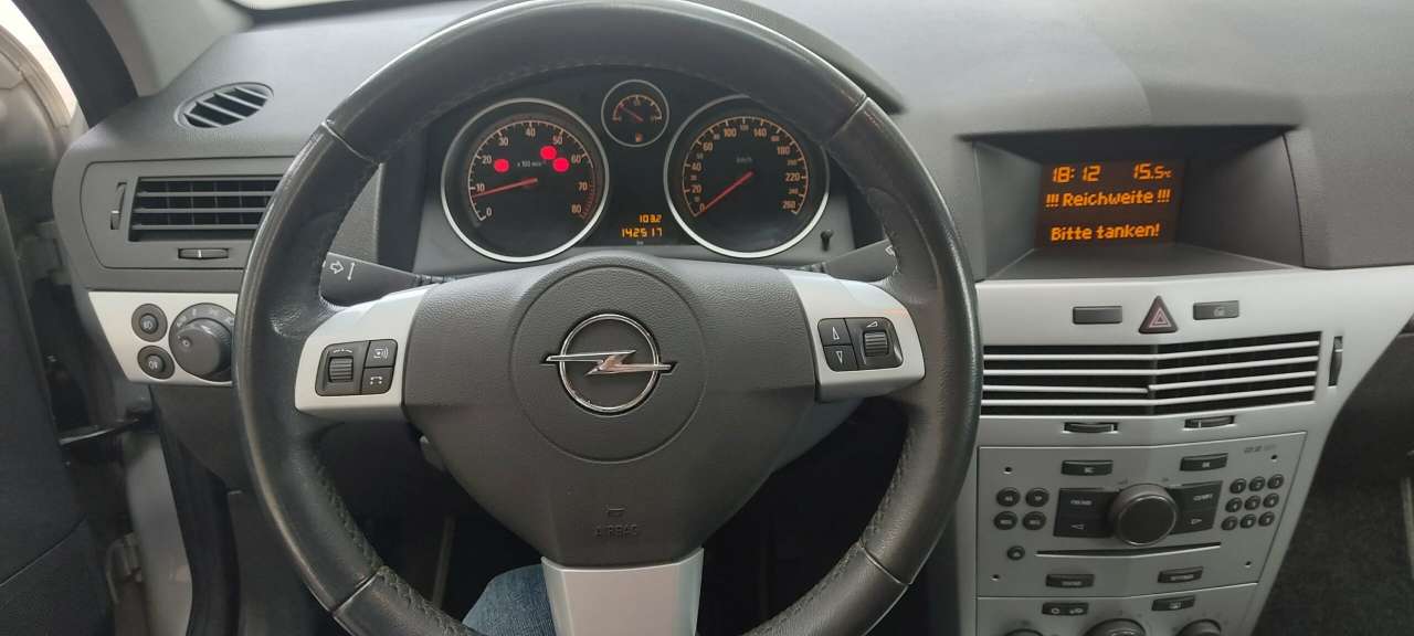 Opel Astra, 2009 il, 1.4 L, 144 000 km