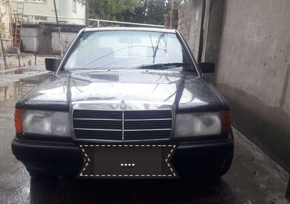 Mercedes 190, 1990 il, 2.0 L, 333 333 km