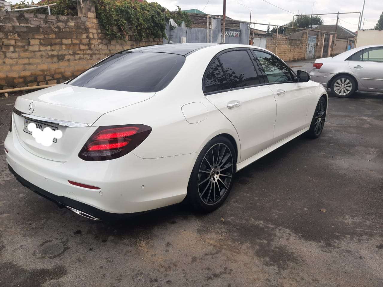 Mercedes E 250, 2018 il, 2.5 L, 100 000 km