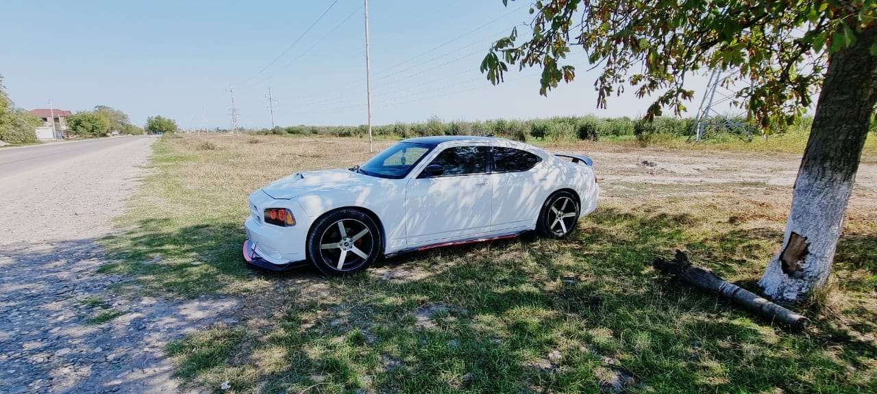 Dodge Charger, 2008 il, 2.7 L, 290 000 km