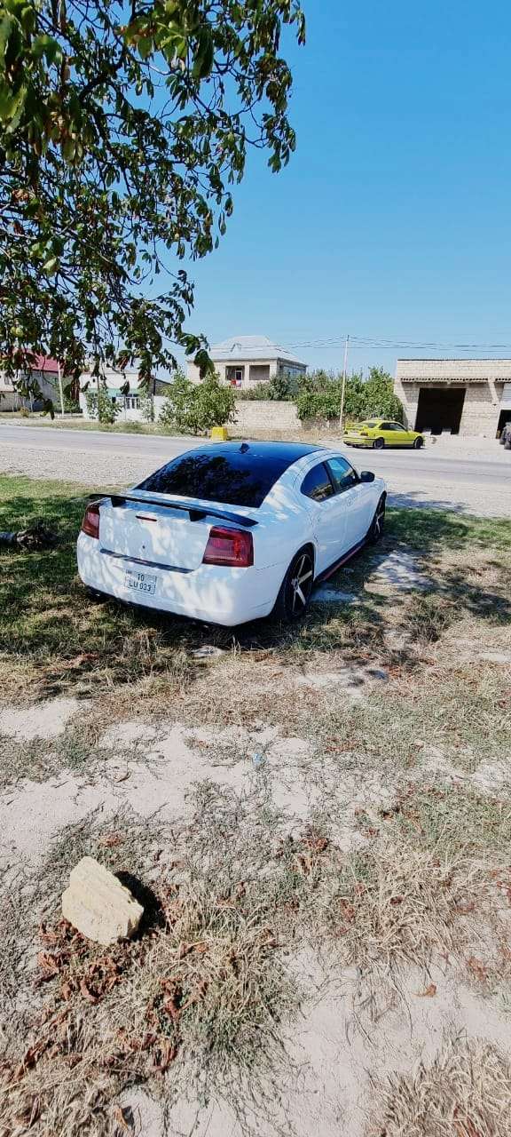 Dodge Charger, 2008 il, 2.7 L, 290 000 km
