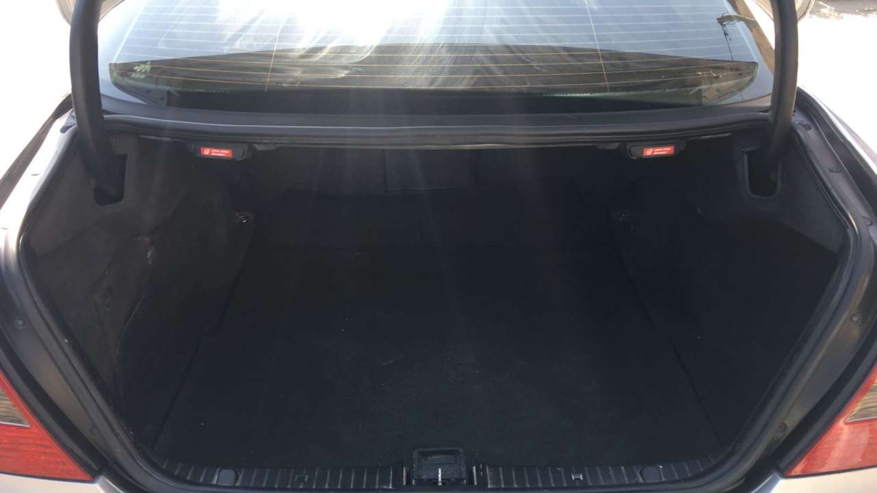 Mercedes E 270, 2002 il, 2.7 L, 418 000 km