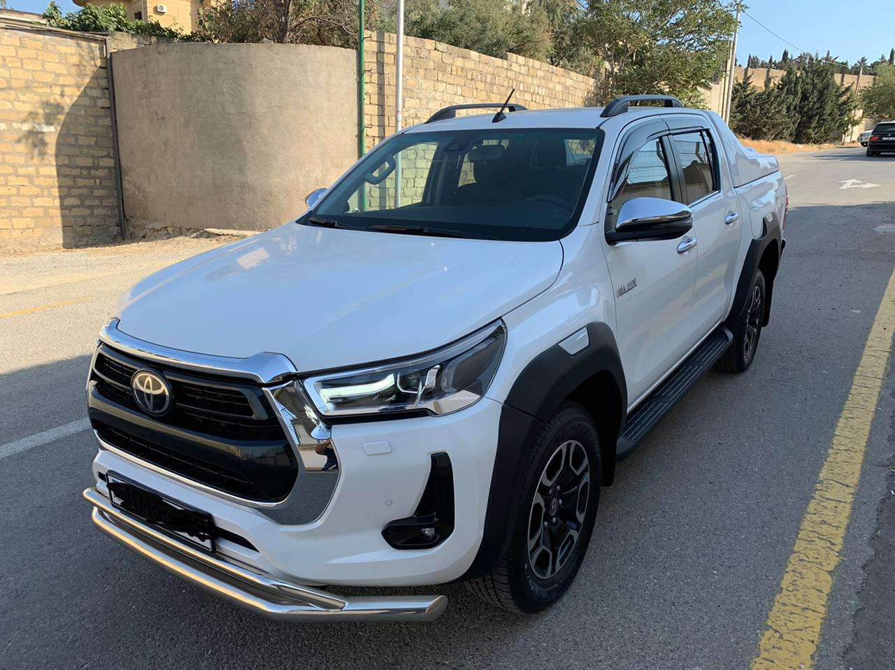 Toyota Hilux, 2020 il, 2.4 L, 7 000 km