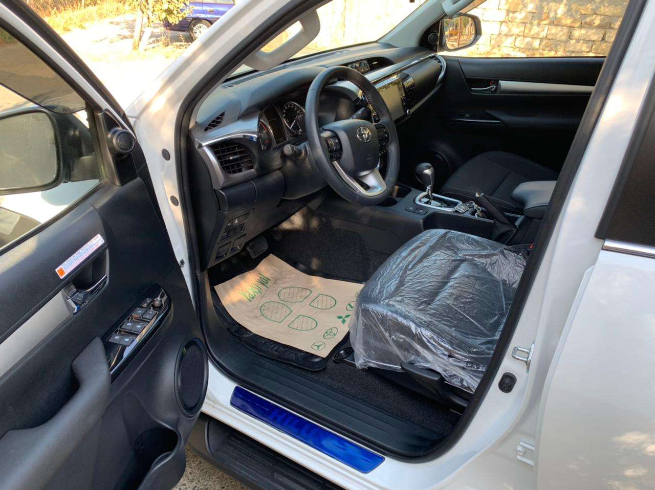 Toyota Hilux, 2020 il, 2.4 L, 7 000 km